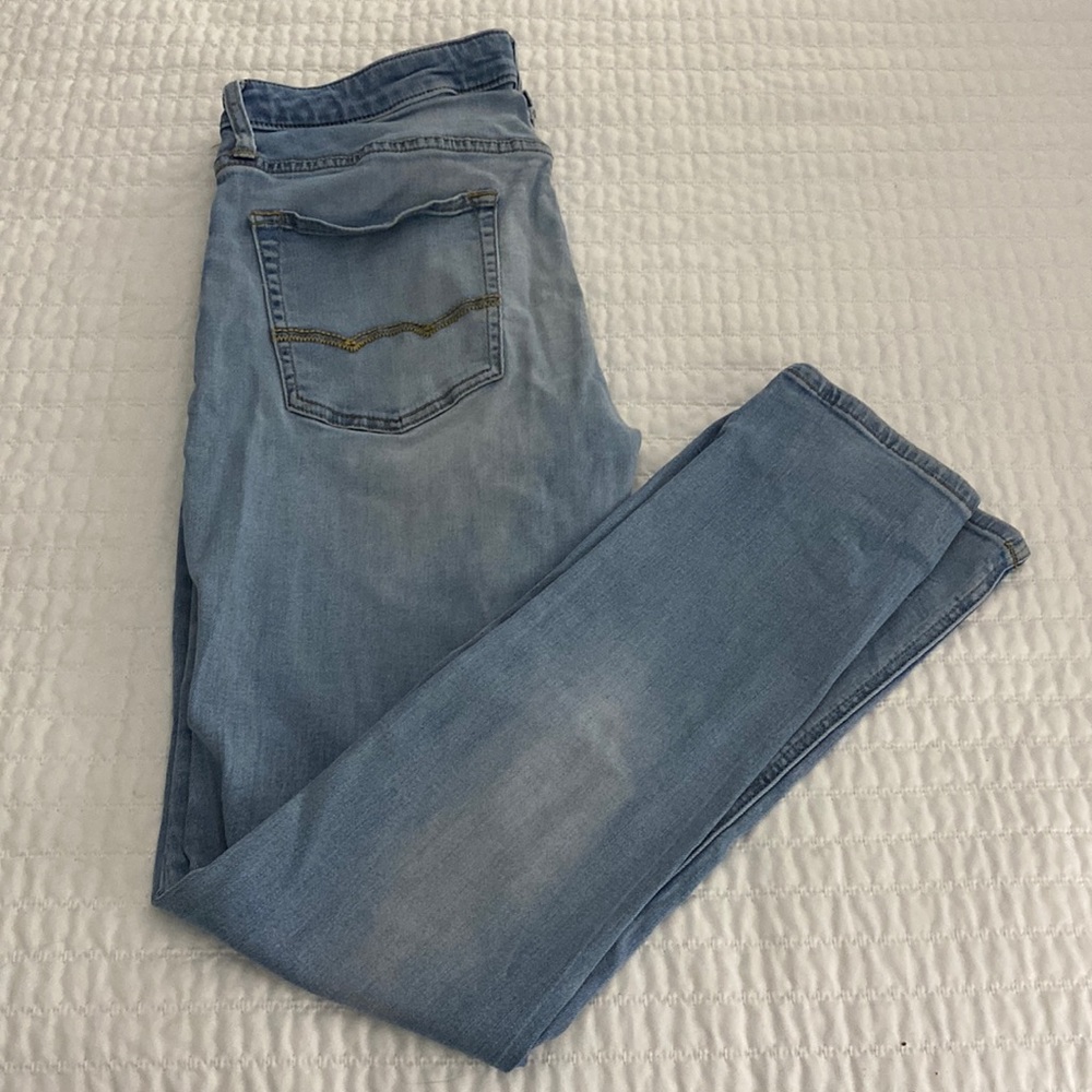 Mens American Eagle Active Flex Light Wash Jeans